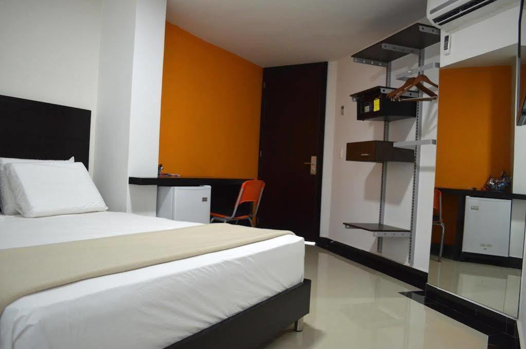 Hotel Genova Prado 巴兰基亚 外观 照片